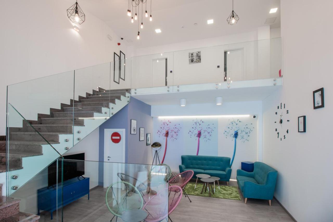 Dandelion Hostel Задар Экстерьер фото