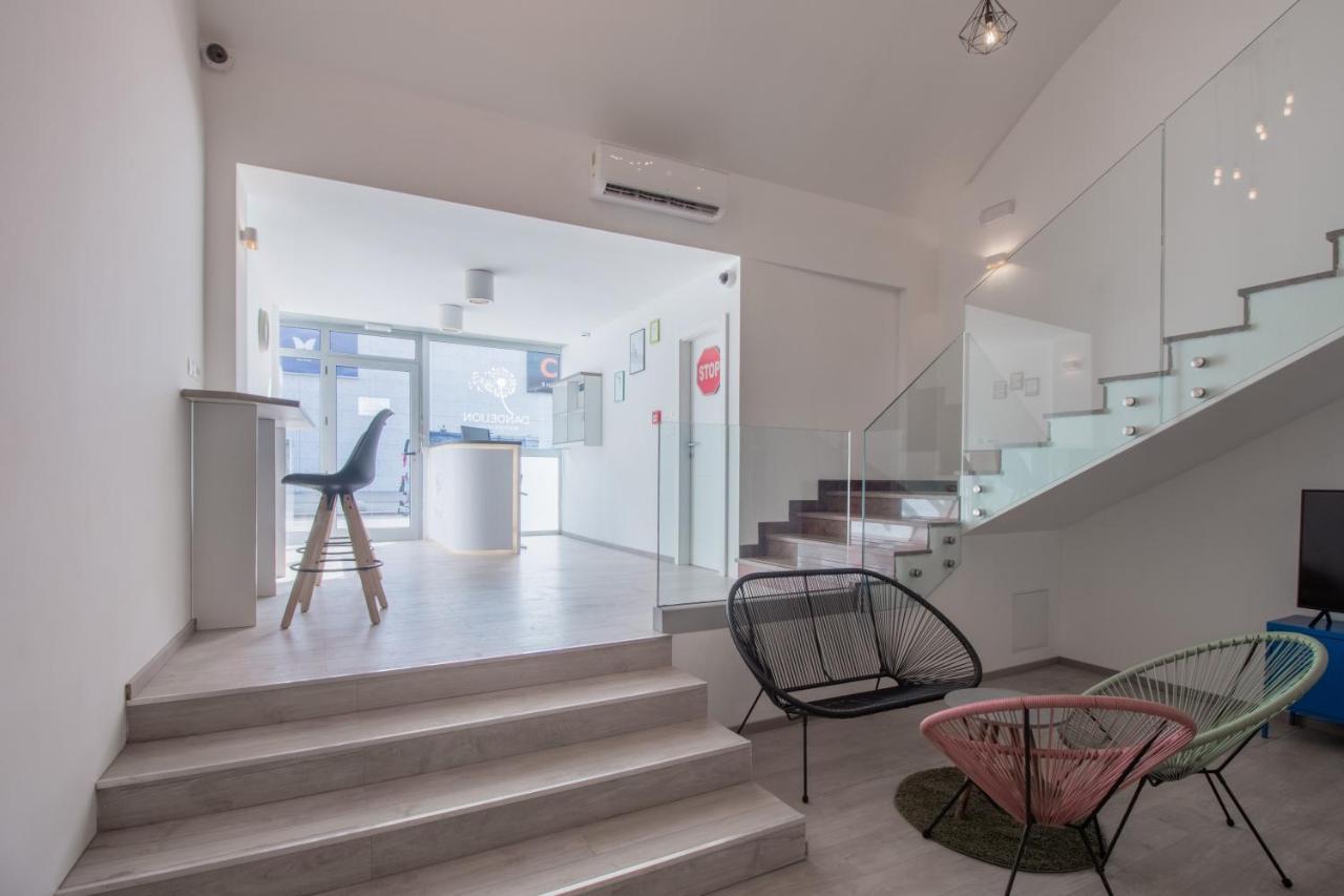 Dandelion Hostel Задар Экстерьер фото