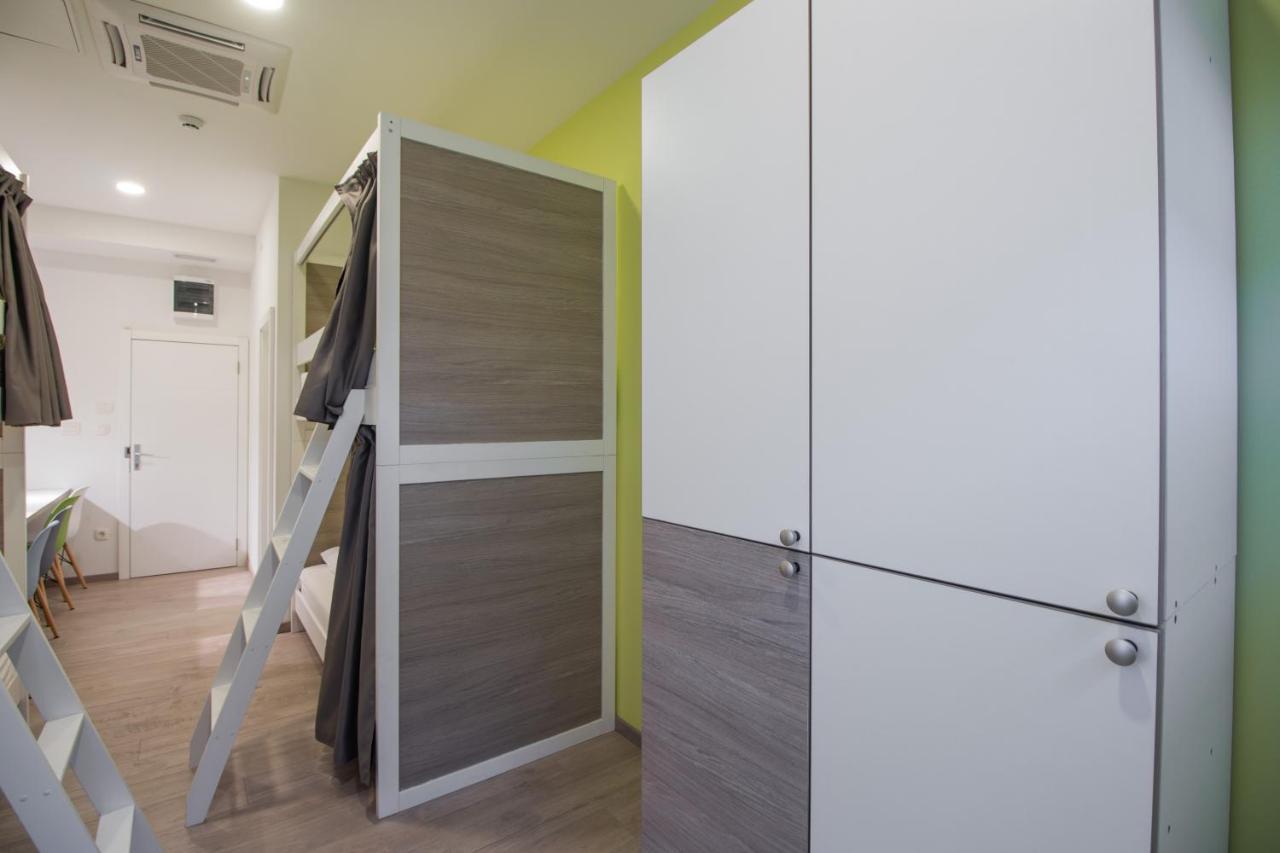 Dandelion Hostel Задар Экстерьер фото