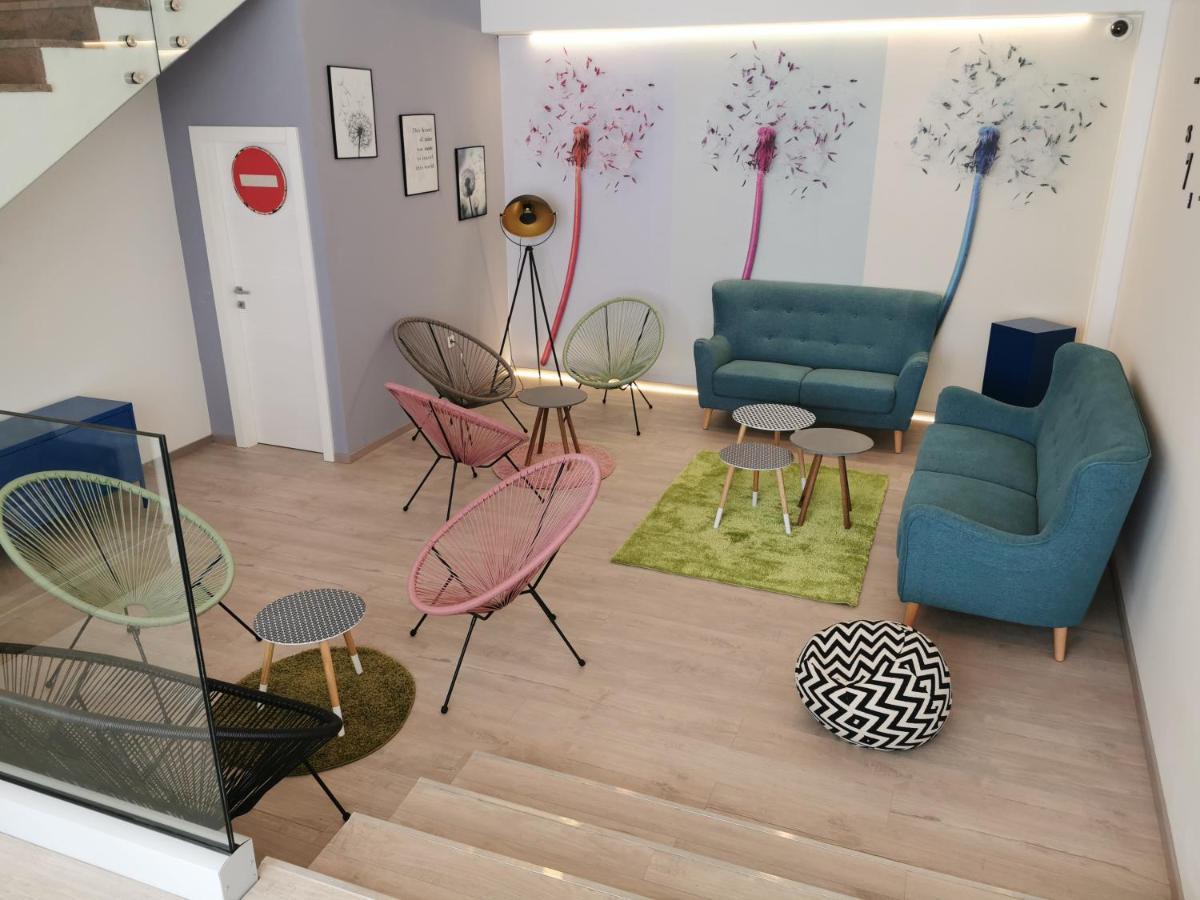 Dandelion Hostel Задар Экстерьер фото